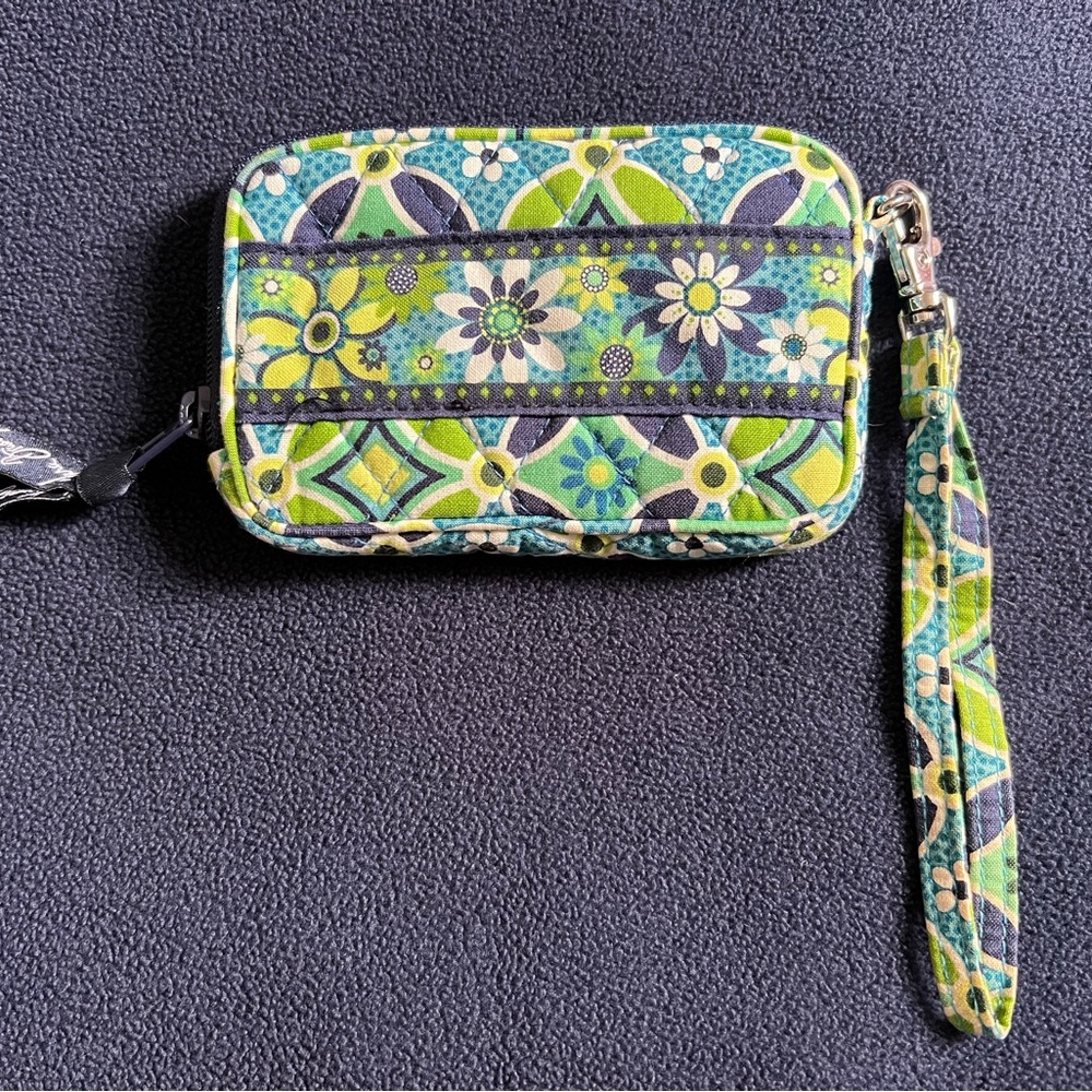 GUC Vera Bradley wristlet